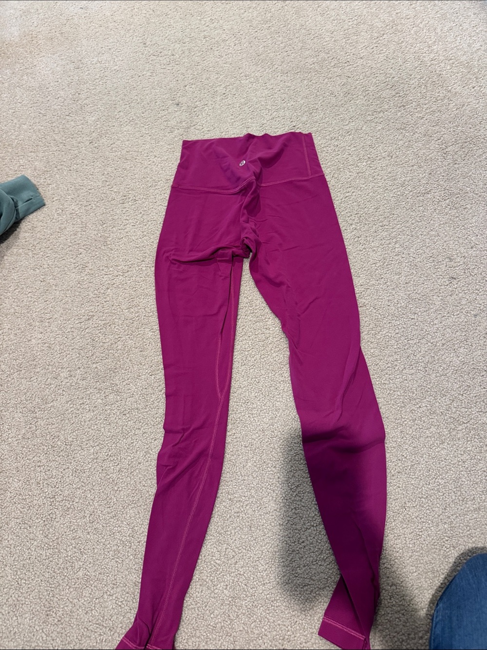 Women’s lululemon 28 inch leggings